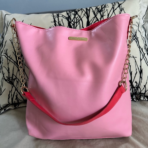 Juicy Couture Handbags - Juicy Couture large pink tote bag, watermelon interior, gold chain handle, NWOT